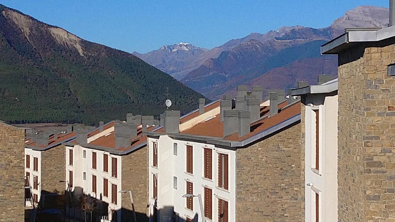 Las Margas. Golf. Bici. Esqui. Piscina. Sabiñánigo Esterno foto